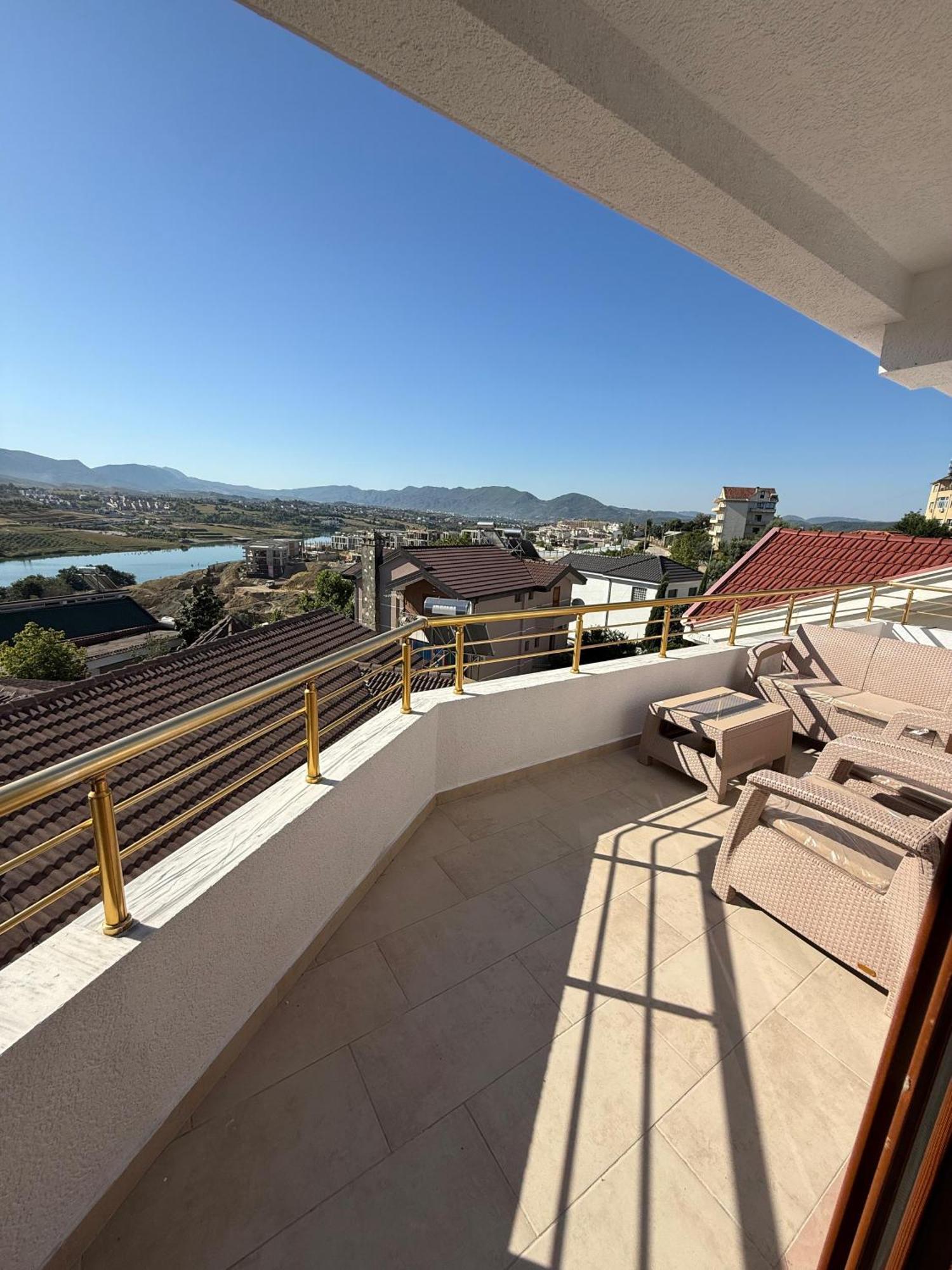 Murati View Hotel *